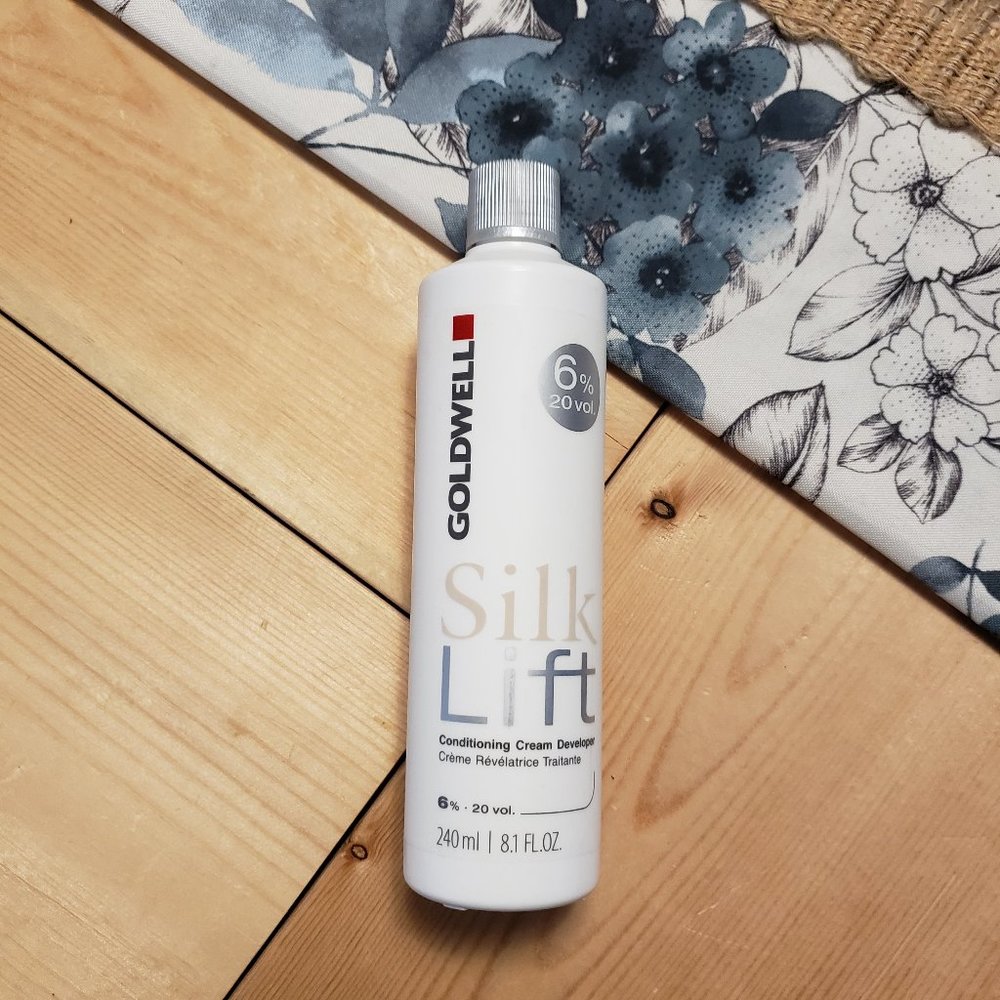 Silk Lift High Performance Lightener & Developer - Picture 3 of 4